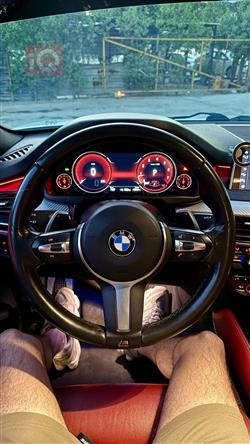 بی ئێم دەبڵیو X6